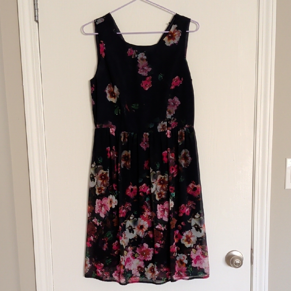 Esprit Dark Floral Midi Dress